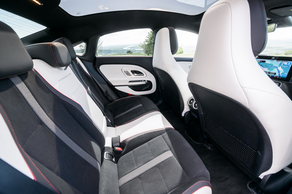Mercedes-Benz CLA 250+ EQ
